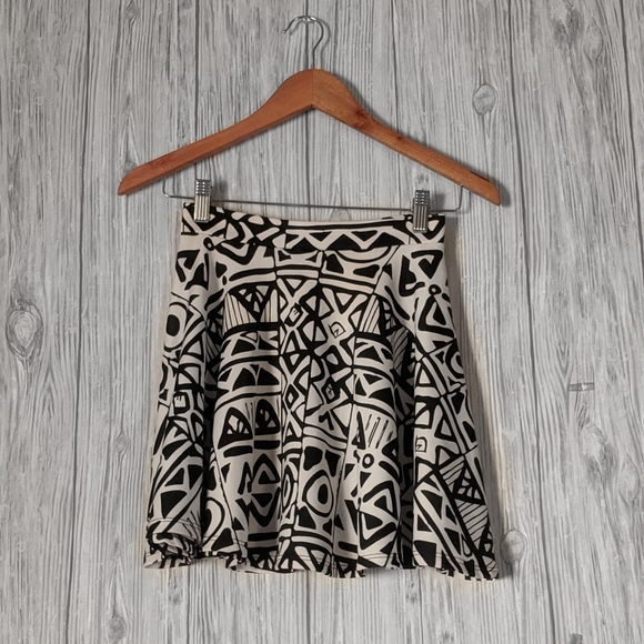 Monochrome Madness Skirt - Picture 1 of 3